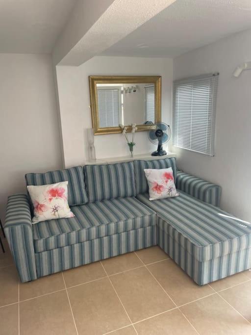Palm Villa 1 Bed Apartment Overlooking Golf Course ซานมิเกลเดียโบนา ภายนอก รูปภาพ